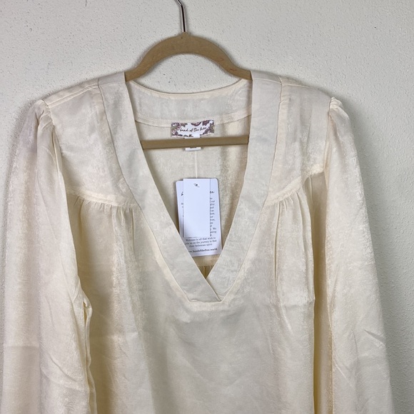NWT Band of the Free | Cash Ivory Long Sleeve Peasant Satin Top L - Picture 6 of 12